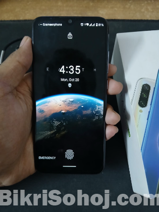 Xiaomi Mi A3 4/64 black color with box and charger